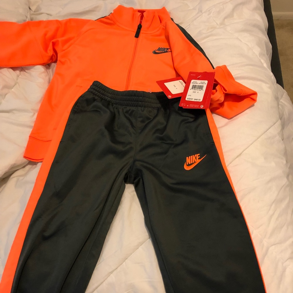 Nike 2 Piece Set - Toddler Boy